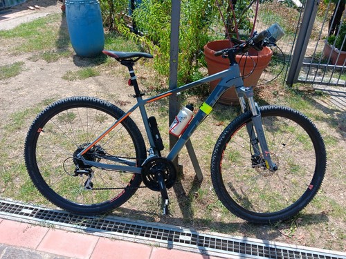Mountain bike cube - bike,