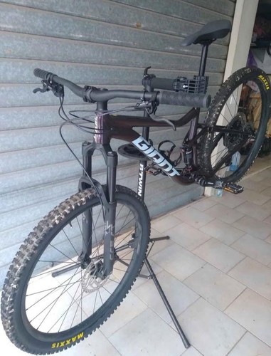 Giant mountain bike - mtb, full